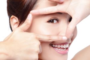 Eye Makeup Etiquette